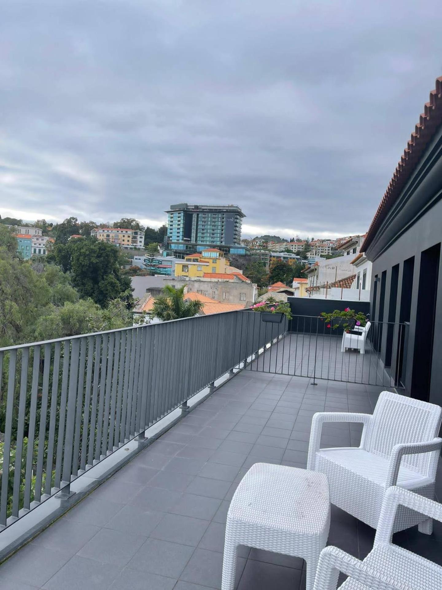Carreira Residence Funchal  Luaran gambar